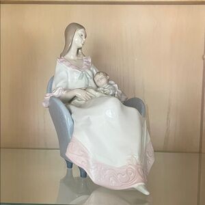 💖My Little Treasure Lladro Retired💖